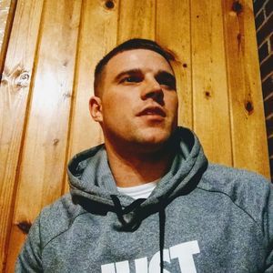 Meet your Posher, Lee